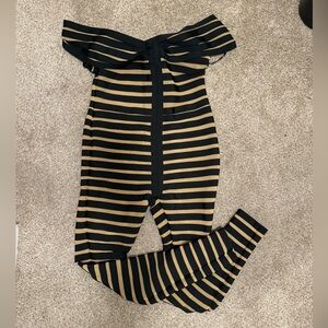 Fashion nova very sexy jumpsuit